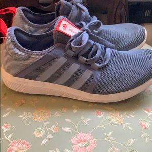 adidas Shoes - Adidas Bounce Sneakers Size 6 adidas Shoes - Adidas Bounce Sneakers Size 6